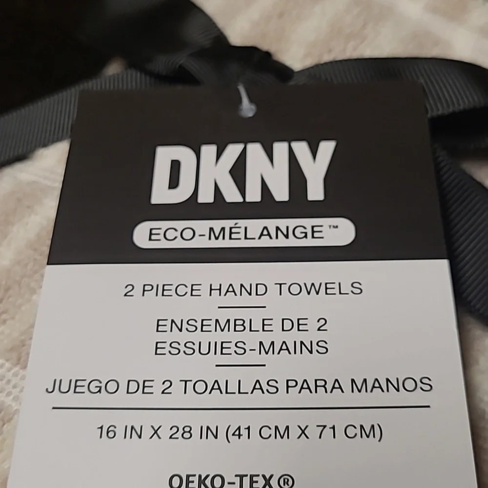 DKNY Hand Towel Set